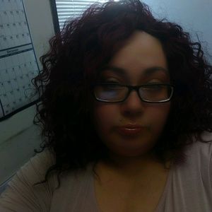 Meet your Posher, Heather